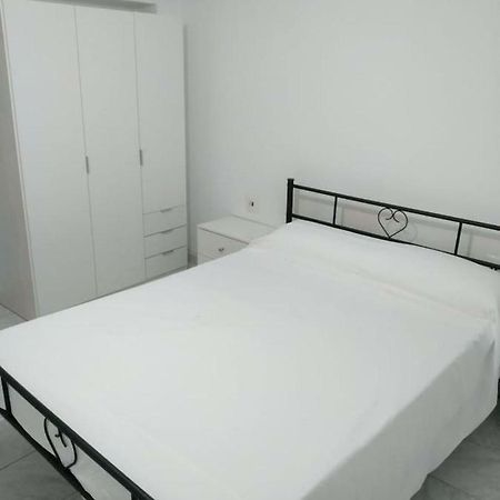 Apartamento En Plaza Mayor Ribadavia Ngoại thất bức ảnh